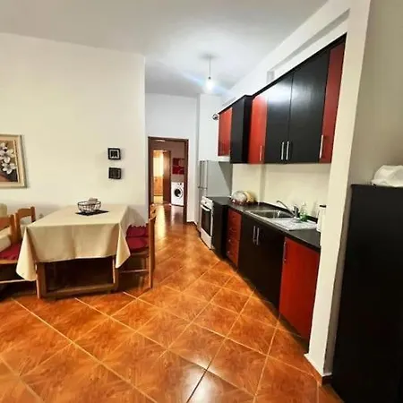 For Family And Friends Appartement Himarë